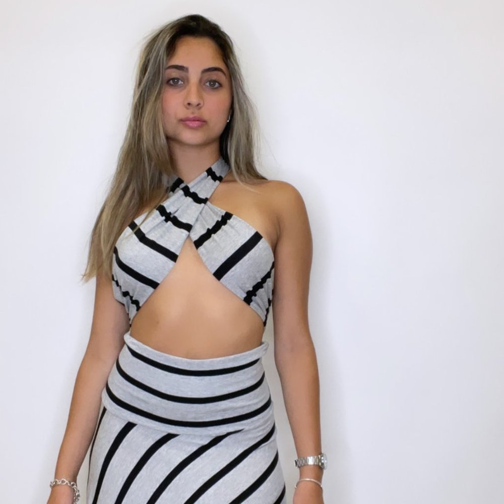 CHAMELEON 8-IN-1 CONVERTIBLE DRESS STRIPED SKIRT 8 Different Ways to Wear